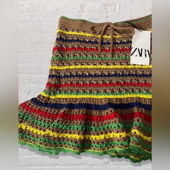 Zara Stripped Knit Skirt - Picture 2 of 5